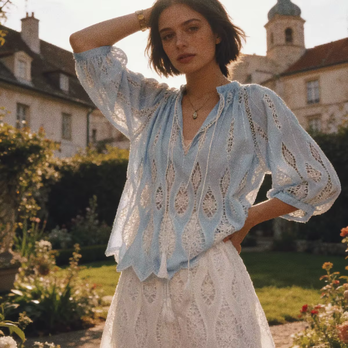Chemise en coton bleu pour femmes à manches longues évider bouton vers le bas élégant décolleté en V