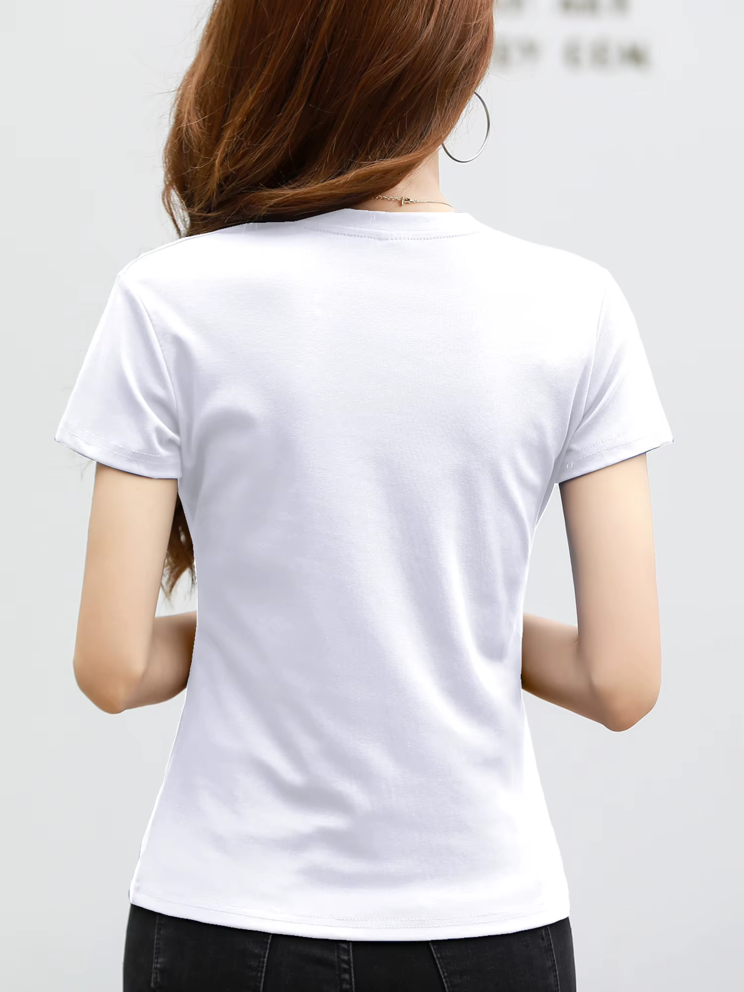 T-shirt de couleur unie pour femmes