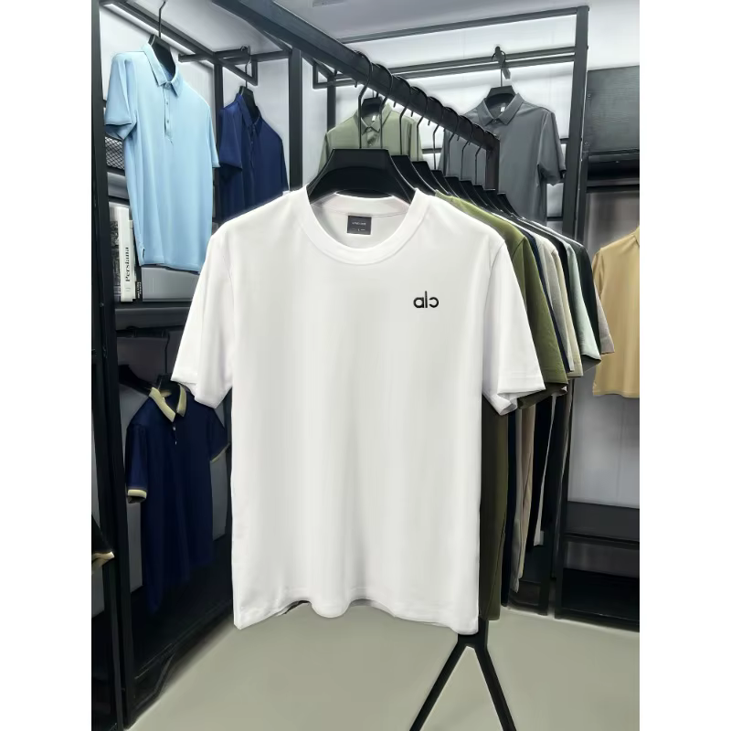 T-shirt col rond homme tendance 2026