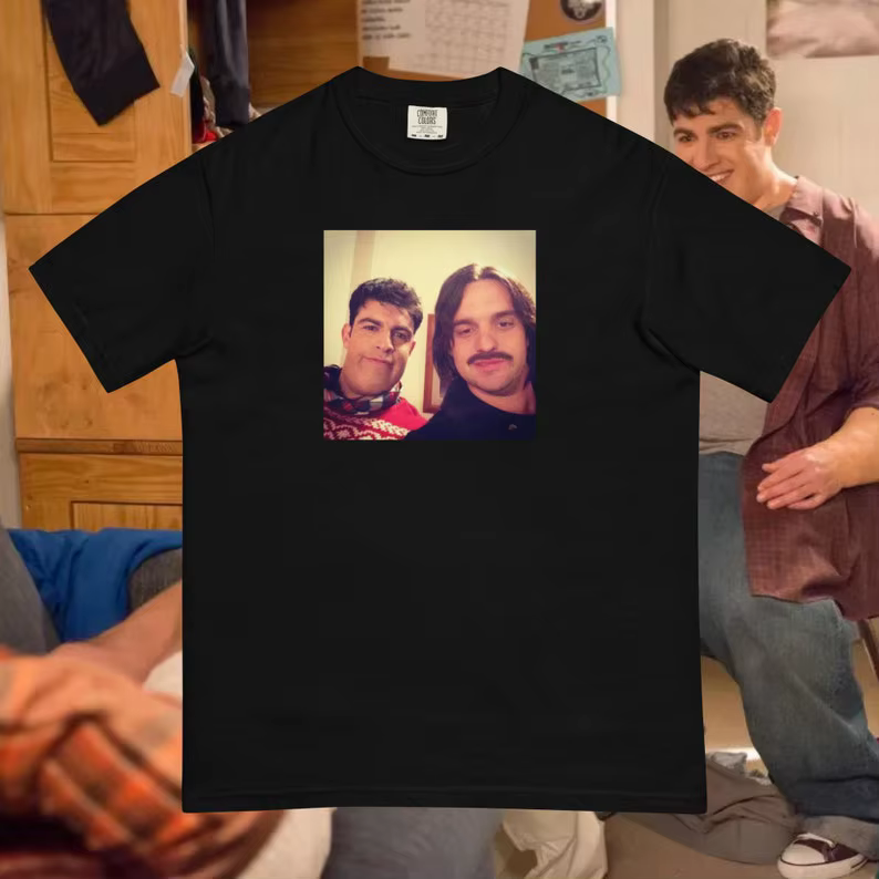 Nick Miller & Schmidt College Selfie New Girl T-Shirt, cadeau pour les nouveaux fans de filles, marchandise d'émission télévisée, nouvelle chemise de fille