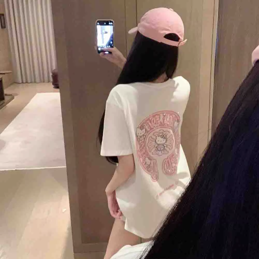 T-shirt à manches courtes pour femme Hello Kitty