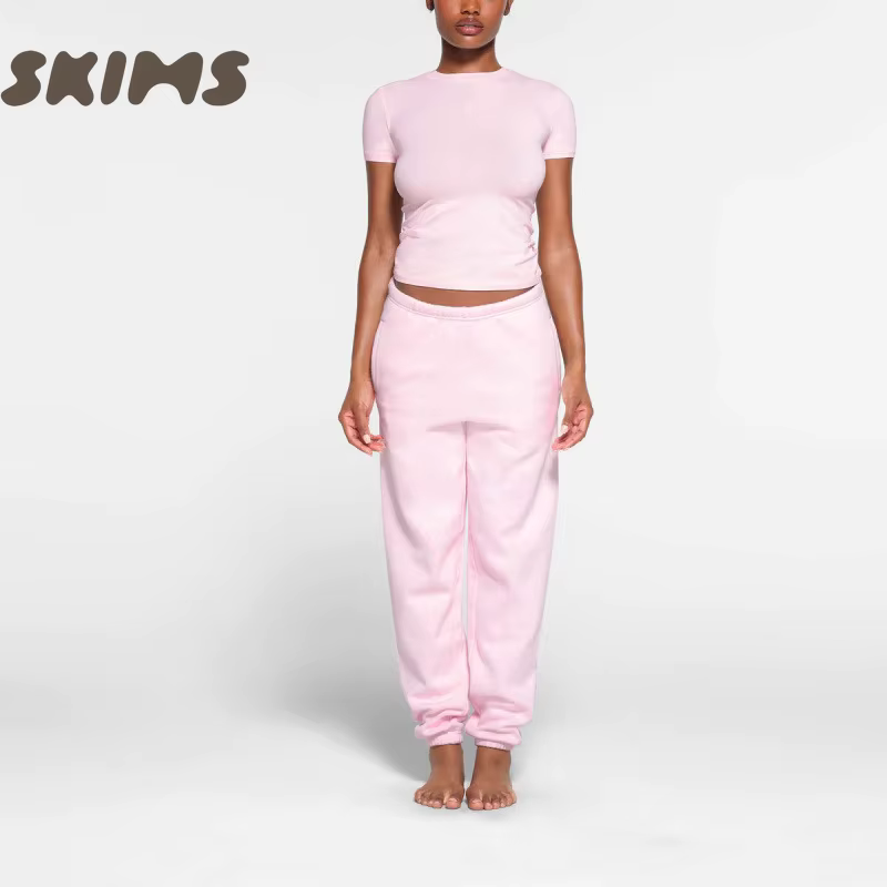 Skims T-shirt basique à col rond et manches courtes pour femme