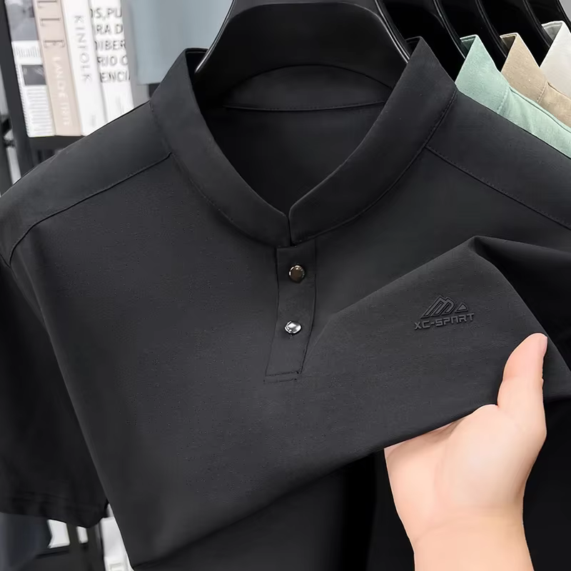 T-shirt Henley à col montant pour homme avec logo sportif