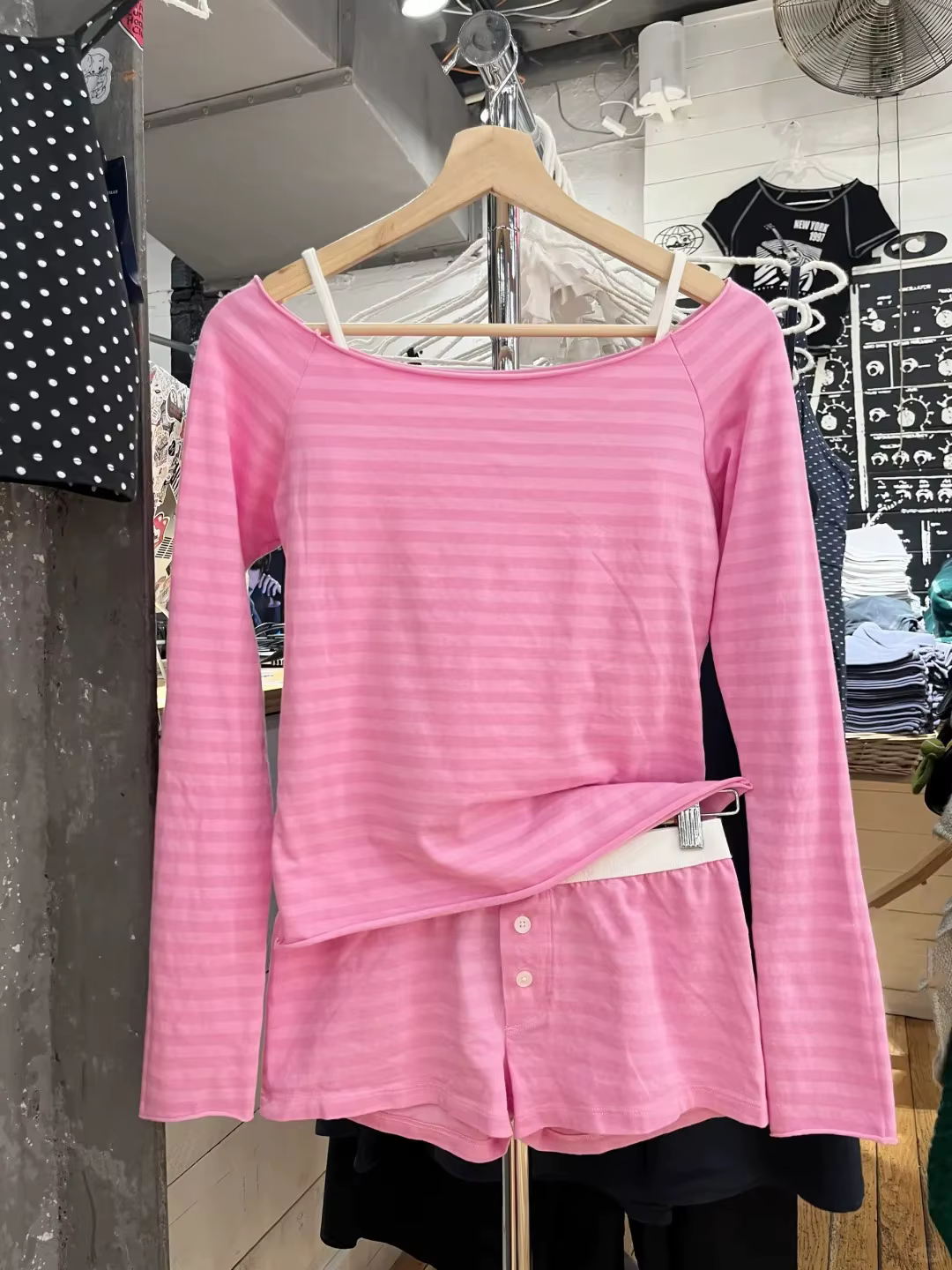 T-shirt rose rayé à manches longues pour femme