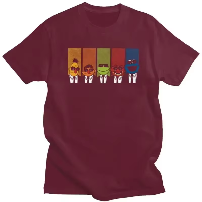 Un nouveau t-shirt créatif avec des personnages du spectacle en peluche Sesame Street. Conception ludique et confortable de haute qualité.