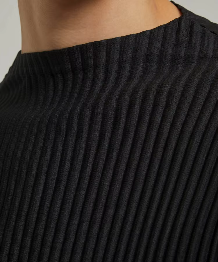 Miyake plissé homme manches longues T-Shirt mode classique noir haut à col roulé