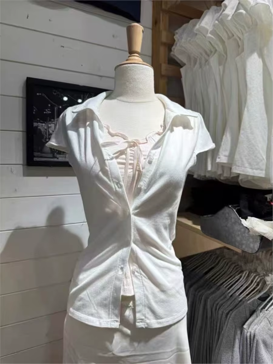 Boutons blancs T-shirts à manches courtes femmes été coton doux col rabattu Style Preppy hauts Blouse