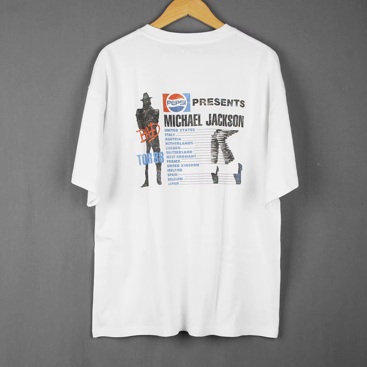 T-shirt Michael Jackson Bad au design rétro