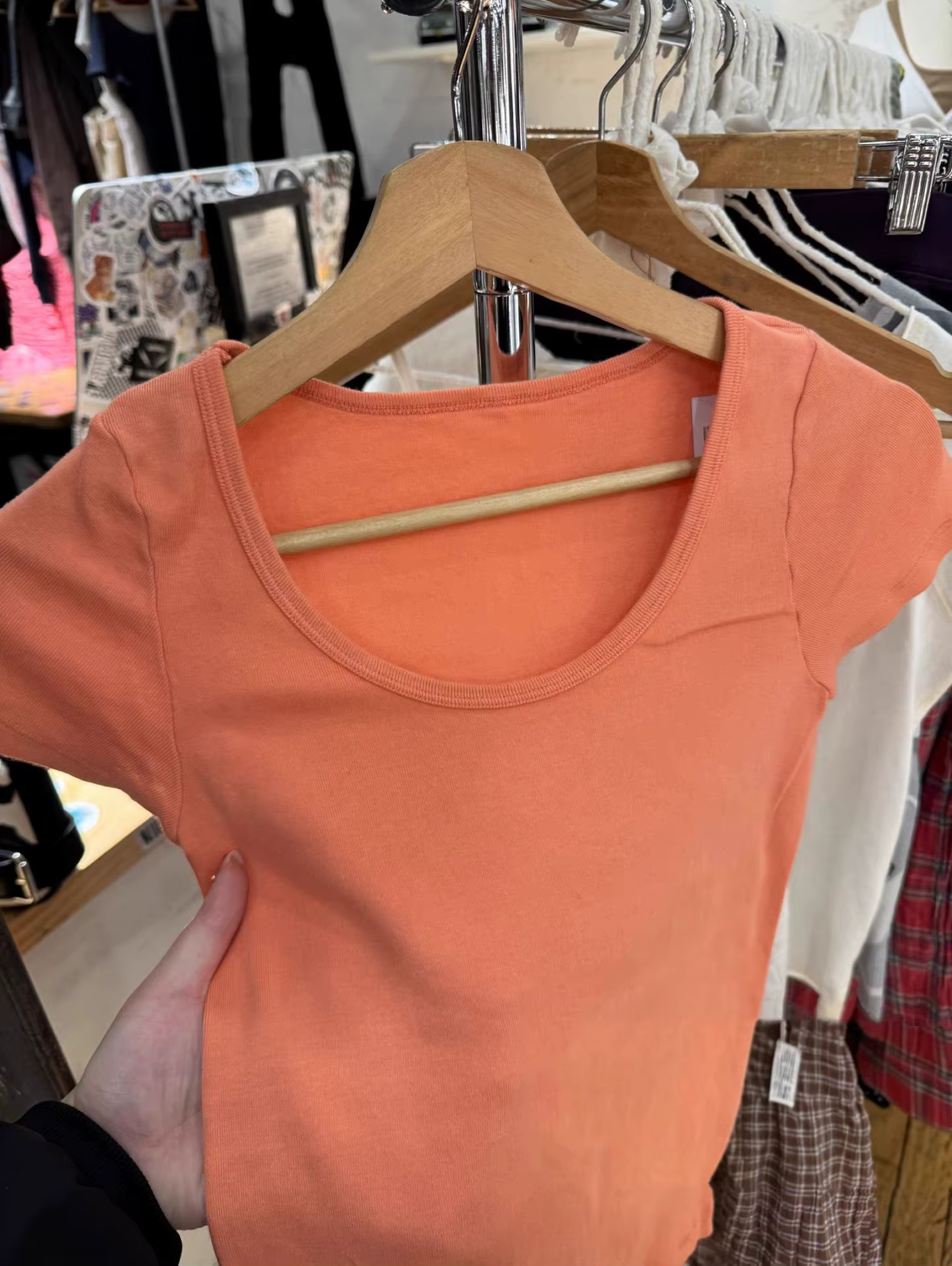 T-shirts slim orange pour femmes