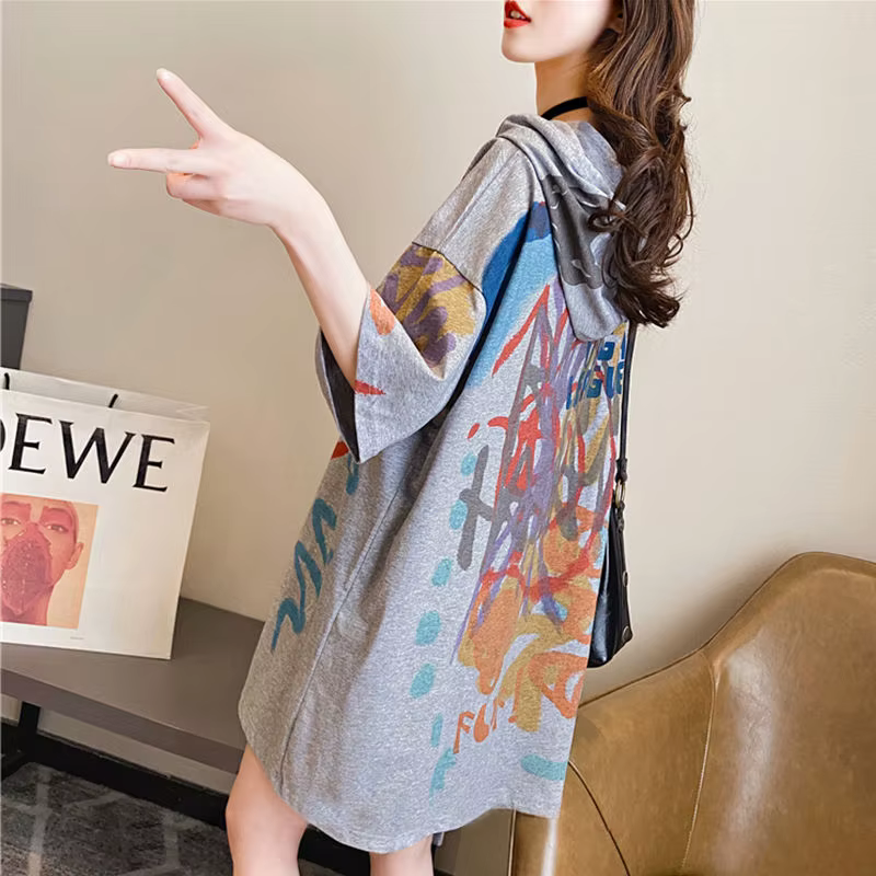 Coréen imprimé ample à capuche T-shirt femme décontracté Streetwear Midi demi manches pulls hauts été mode vêtements pour femmes