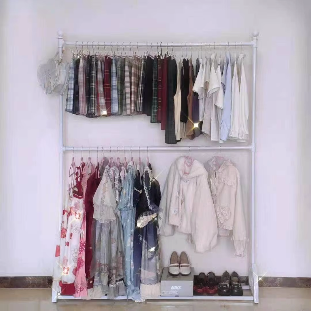 Présentoir pour magasin de vêtements