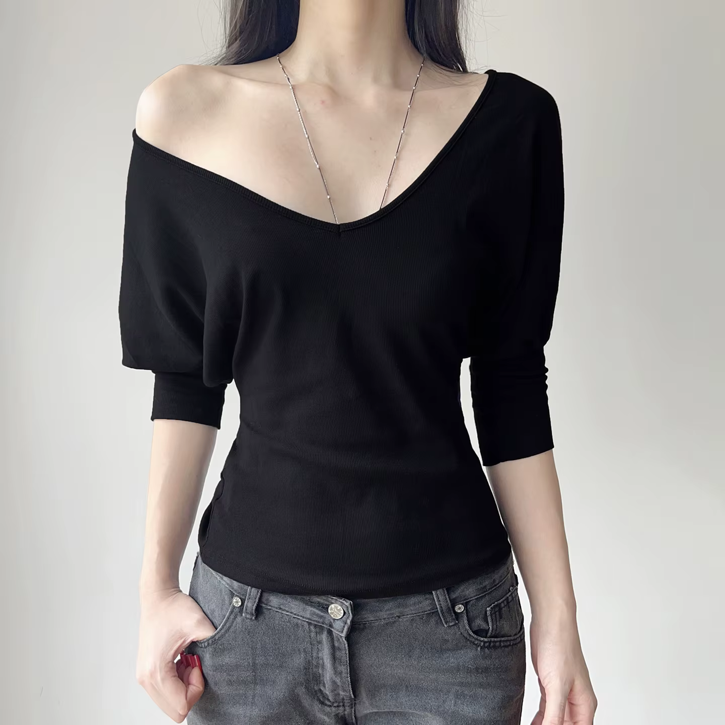T-Shirt ajusté à épaules dénudées pour femmes