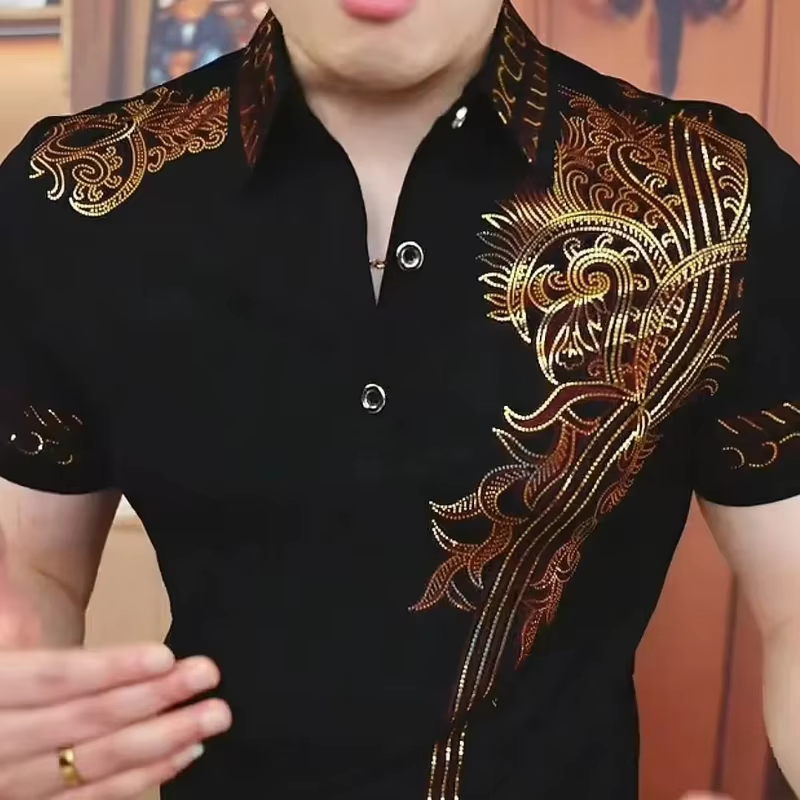 Polo noir pour homme à manches courtes avec broderie cachemire dorée