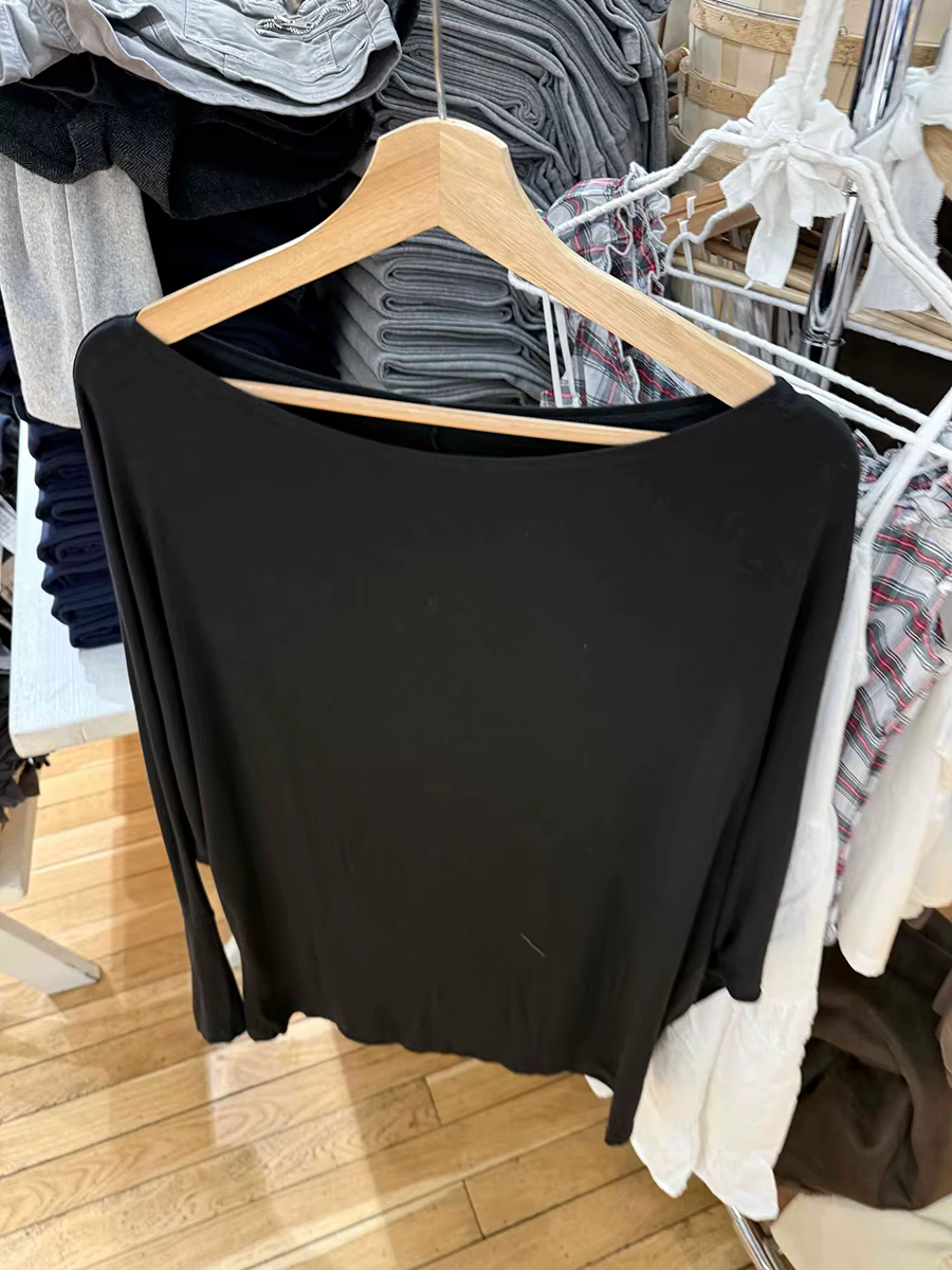 T-shirts noirs à manches longues chauve-souris pour femmes