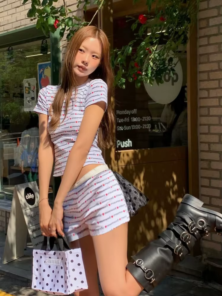 Manches courtes haut court butin Shorts Sexy deux pièces Ensemble femmes Streetwear lettres imprimées Conjunto Femenino doux Ensemble Femme