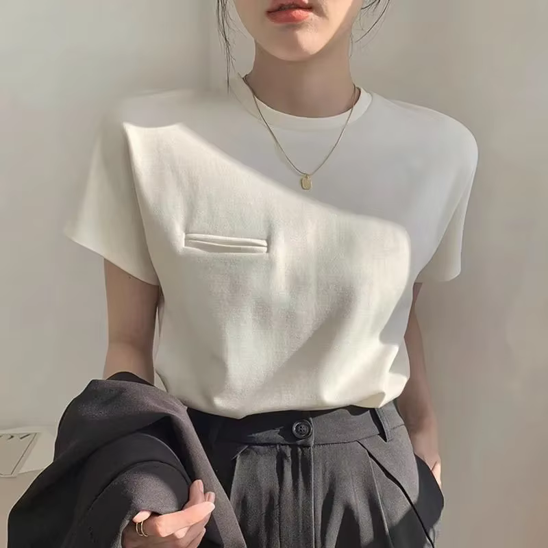 T-shirt blanc à manches courtes pour femmes