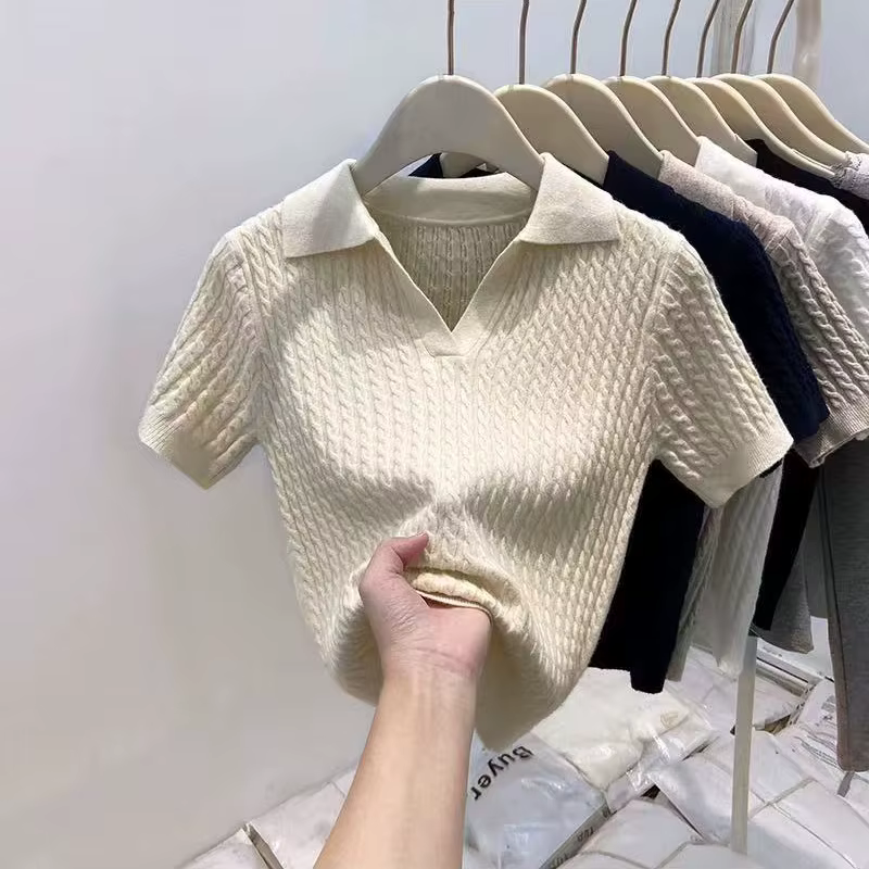 T-shirt à manches courtes en tricot pour femmes