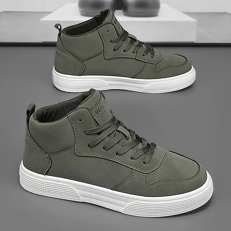 Baskets, chaussures de skate montantes pour le printemps et les sports de plein air