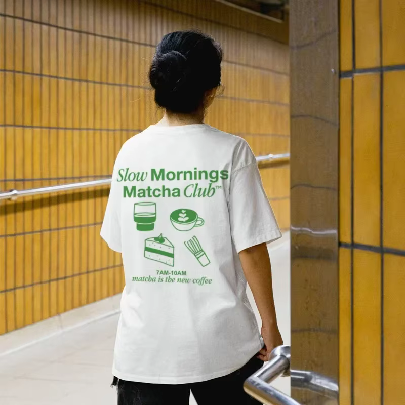 T-shirt imprimé Matcha Club au dos, motif gourmand tendance, coupe ample Y2K, streetwear unisexe, haut pour femme, mignon pour les amateurs de Matcha