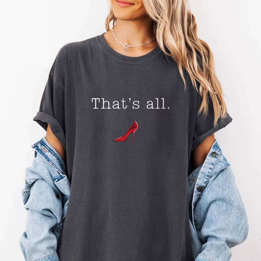 T-shirt tendance à manches courtes « The Devil Wears That's All » avec citation de Miranda Priestly – Collection 2026 « Fashion Boss Lady »