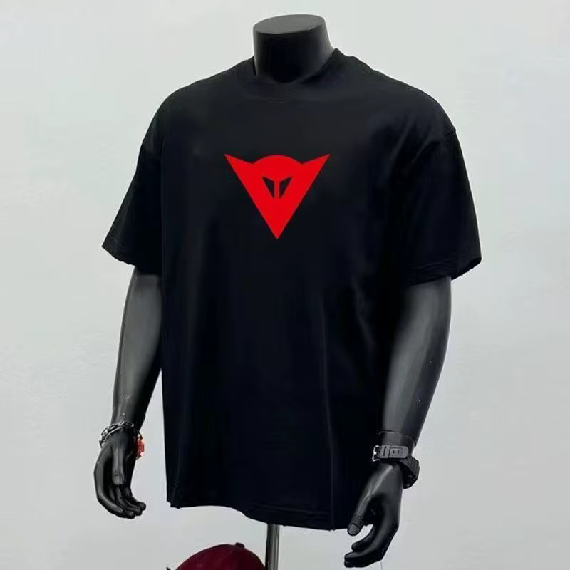 T-shirt noir surdimensionné pour homme