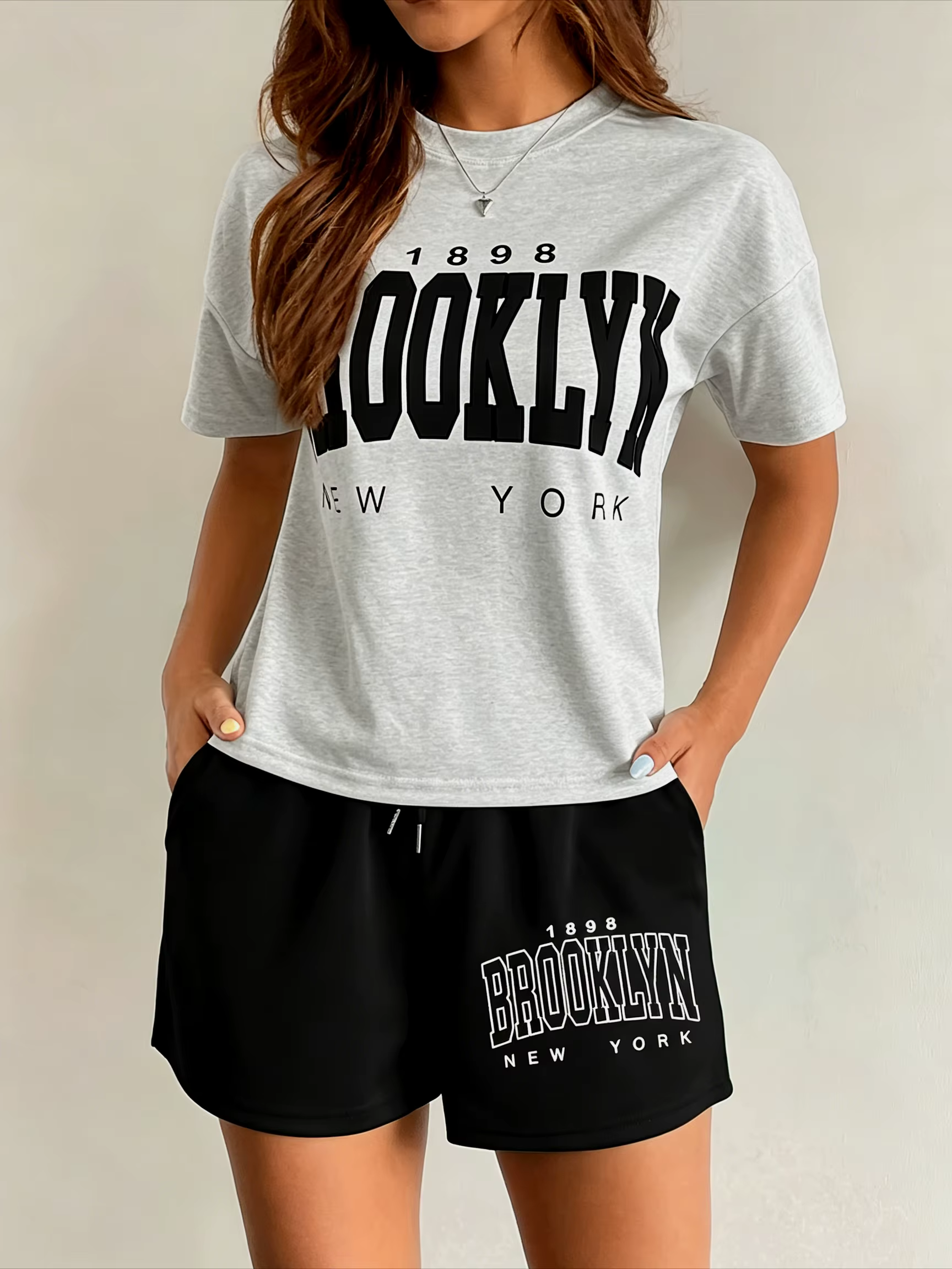 Ensemble t-shirt et short à manches courtes pour femmes