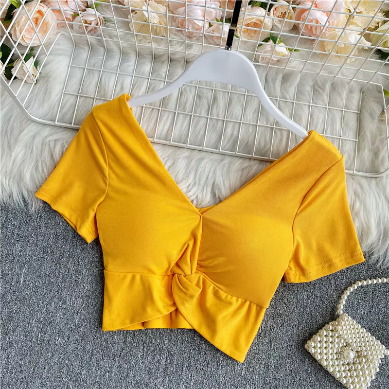 T-shirt gothique court à manches longues pour femmes