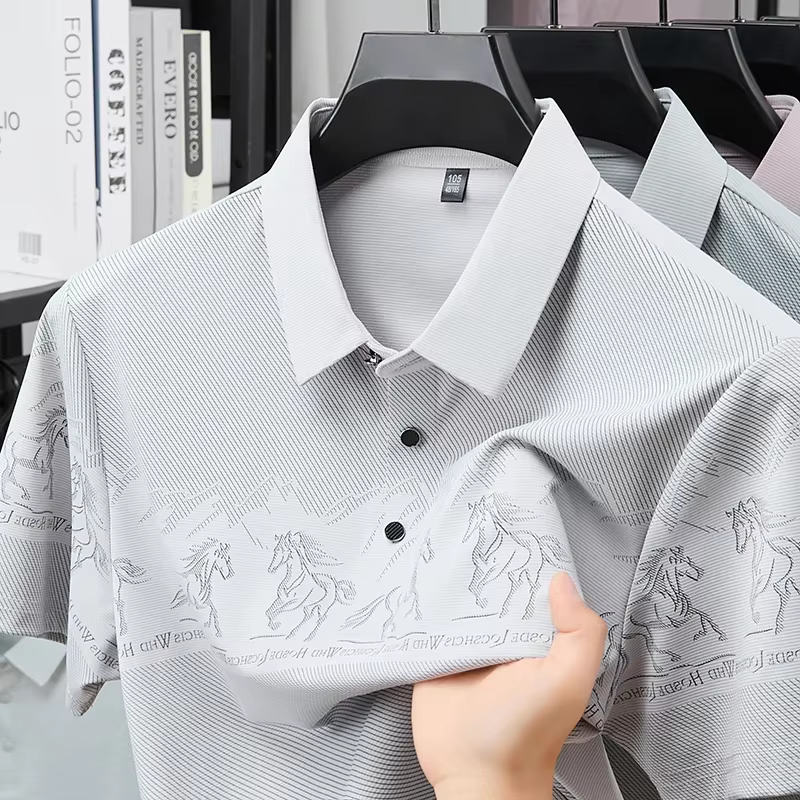 Polo imprimé cheval paysager pour homme