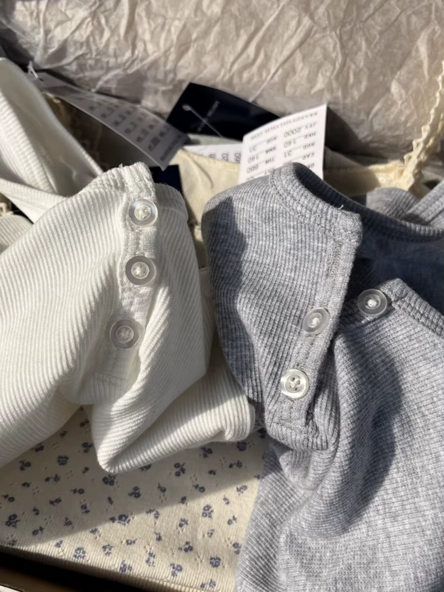 Débardeur côtelé slim femme été uni simple en coton à trois boutons sans manches décontracté vintage streetwear Y2K