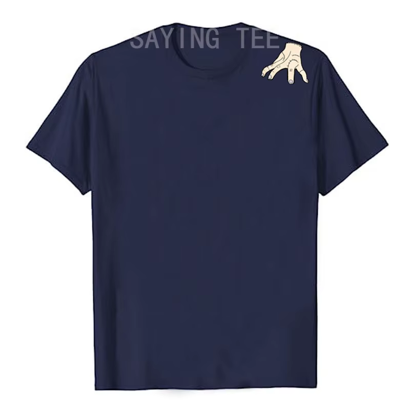 T-shirt graphique Addams pour femme