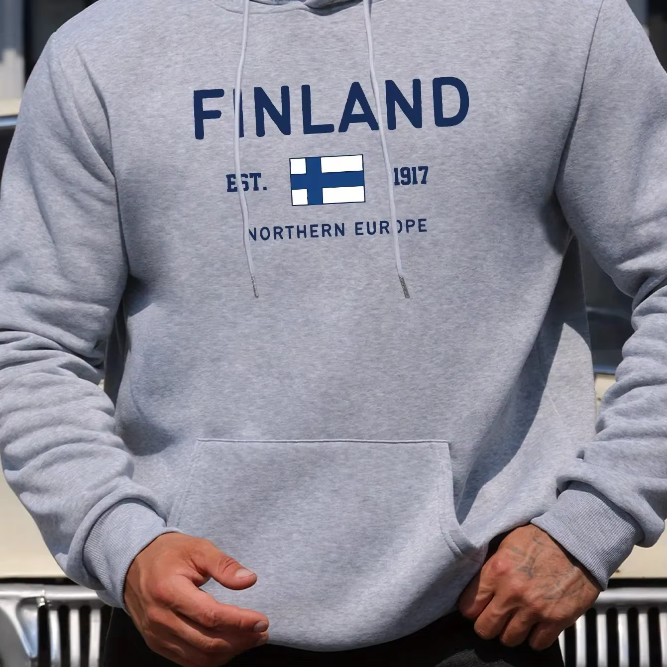 Sweat à capuche pour homme avec imprimé lettres finlandaises