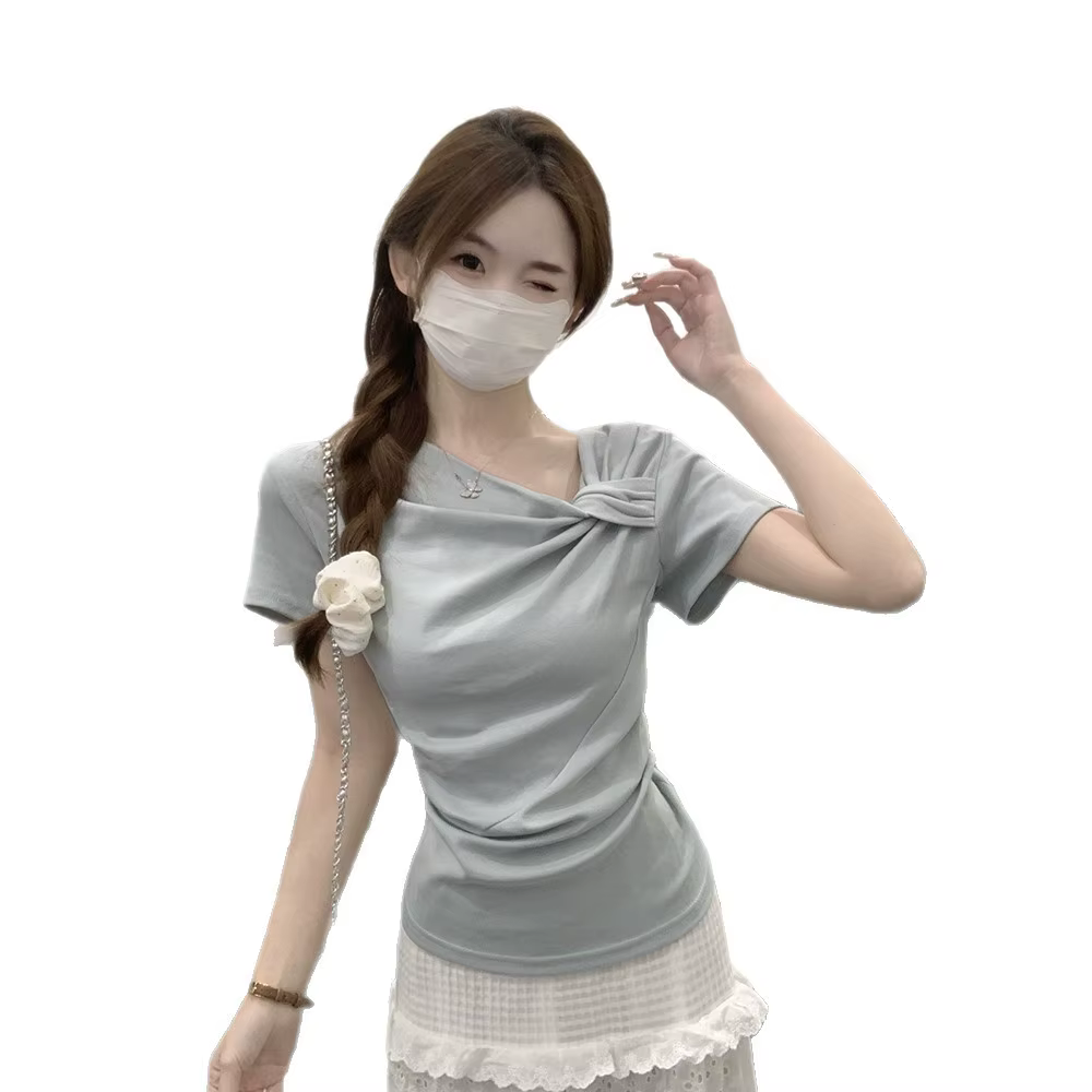 T-shirt blanc chic d'été pour femme