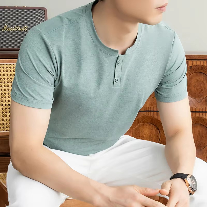 T-shirt Henley uni à manches courtes pour homme