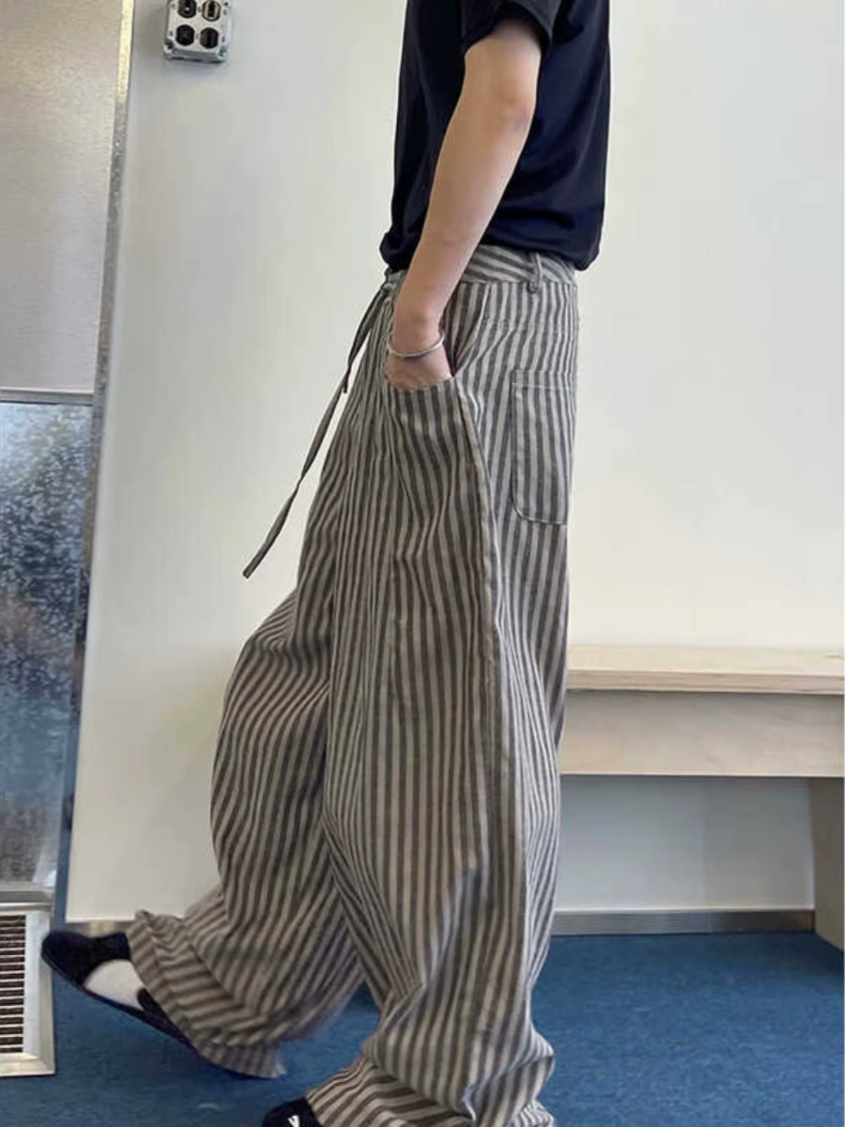 2025 rétro paresseux mode rayure pantalon décontracté pour hommes printemps automne polyvalent ample