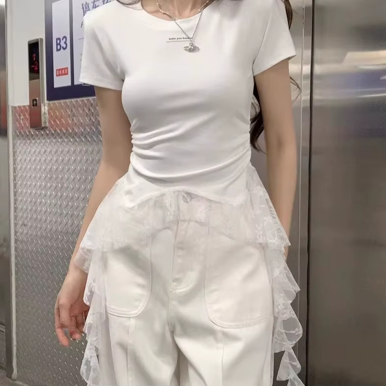 T-shirt à manches courtes avec ruban en dentelle pour femmes
