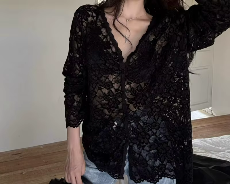 Chemise de protection solaire à manches longues en dentelle