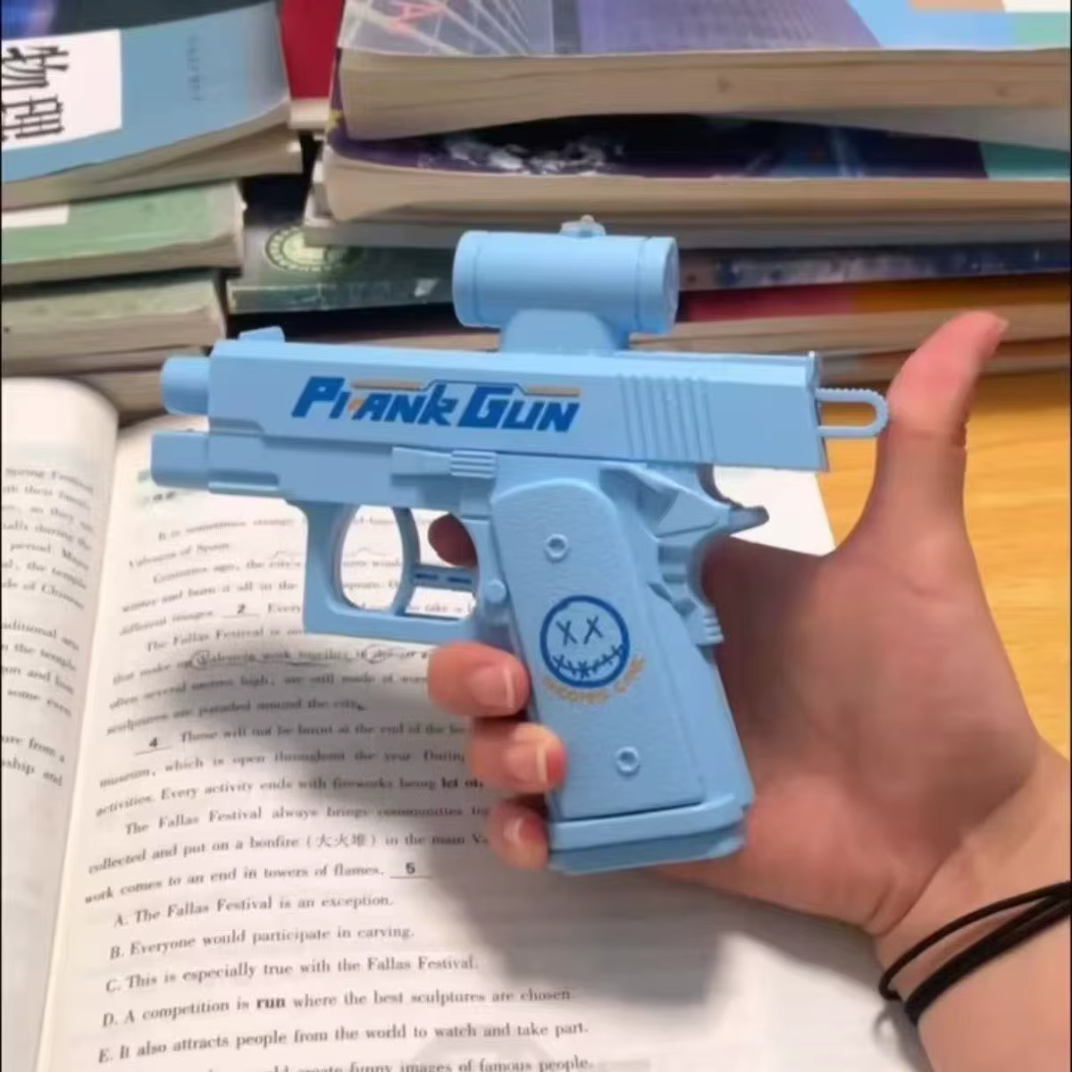 Pistolet à eau inverse Double face drôle-jouet de farces d'été