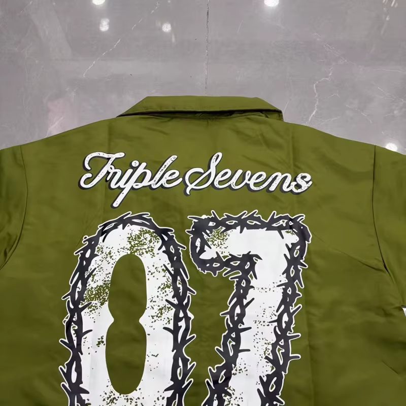 T-shirt Vert Triple Sevens avec empiècement noir