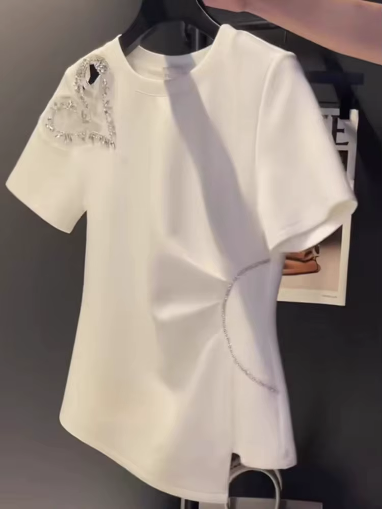 T-shirt blanc polyvalent pour femme