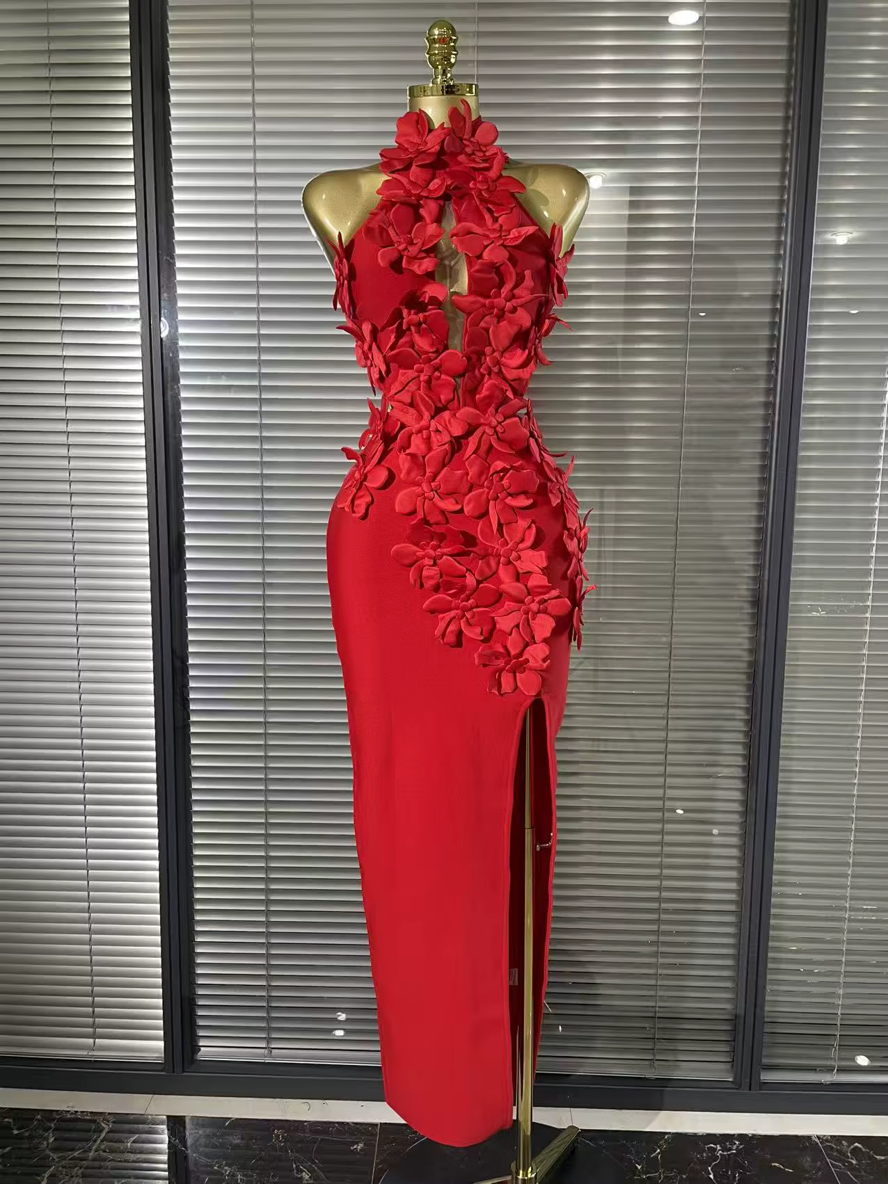Rouge noir femmes sans manches Sexy hors de l'épaule moulante pansement longue robe florale élégante soirée mariage sirène porter