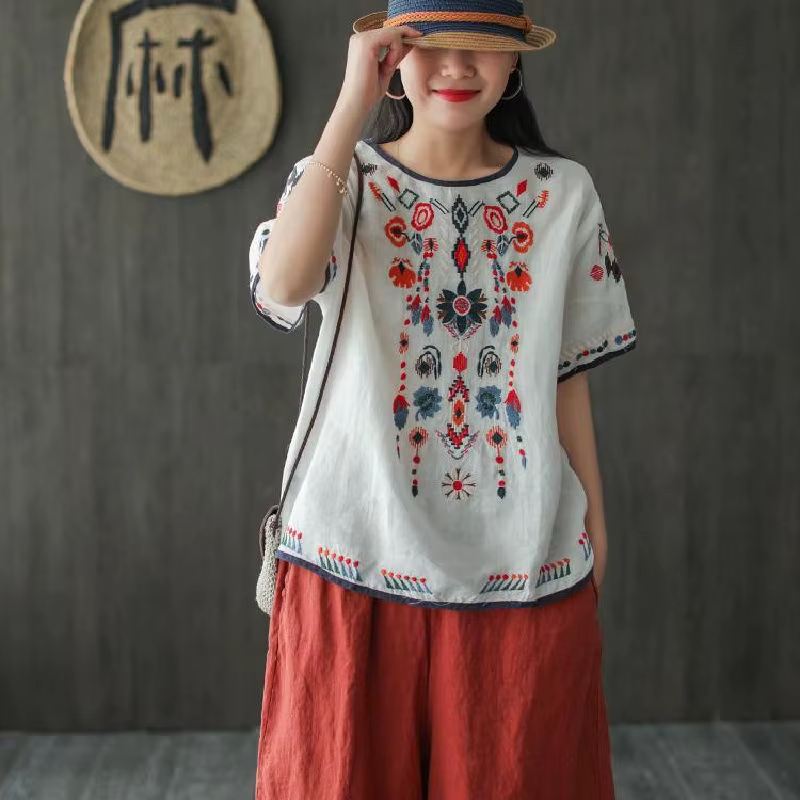 T-shirt femme été 2025 tenue haut à manches courtes