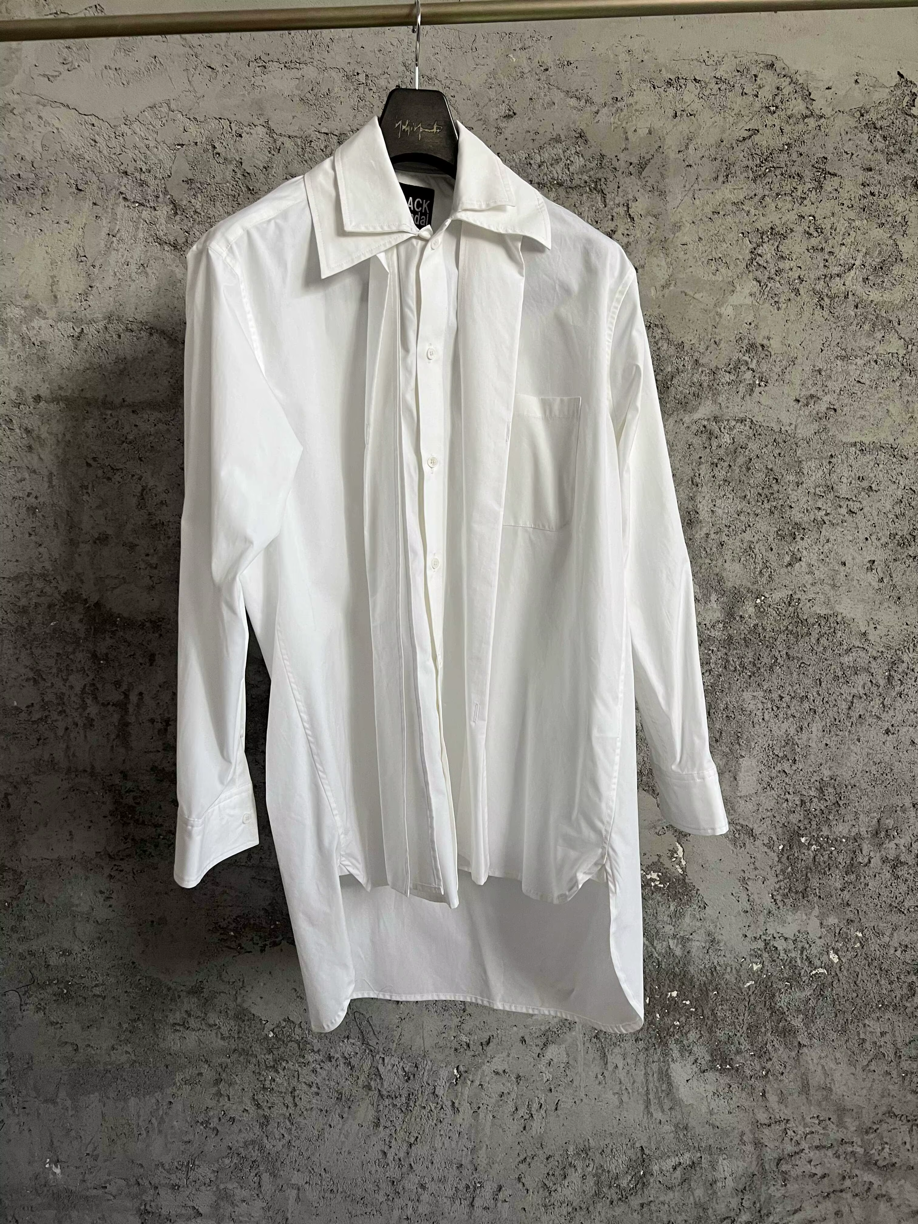 Chemise de couleur contrastée à col détachable, design Original, chemise blanche et noire à col asymétrique en coton