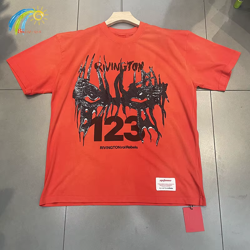 T-shirt RRR-123 imprimé avec un logo de High Street Graphics