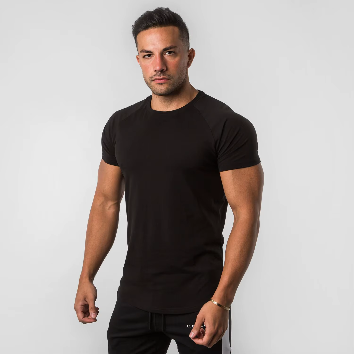 T-shirt graphique à manches courtes pour hommes