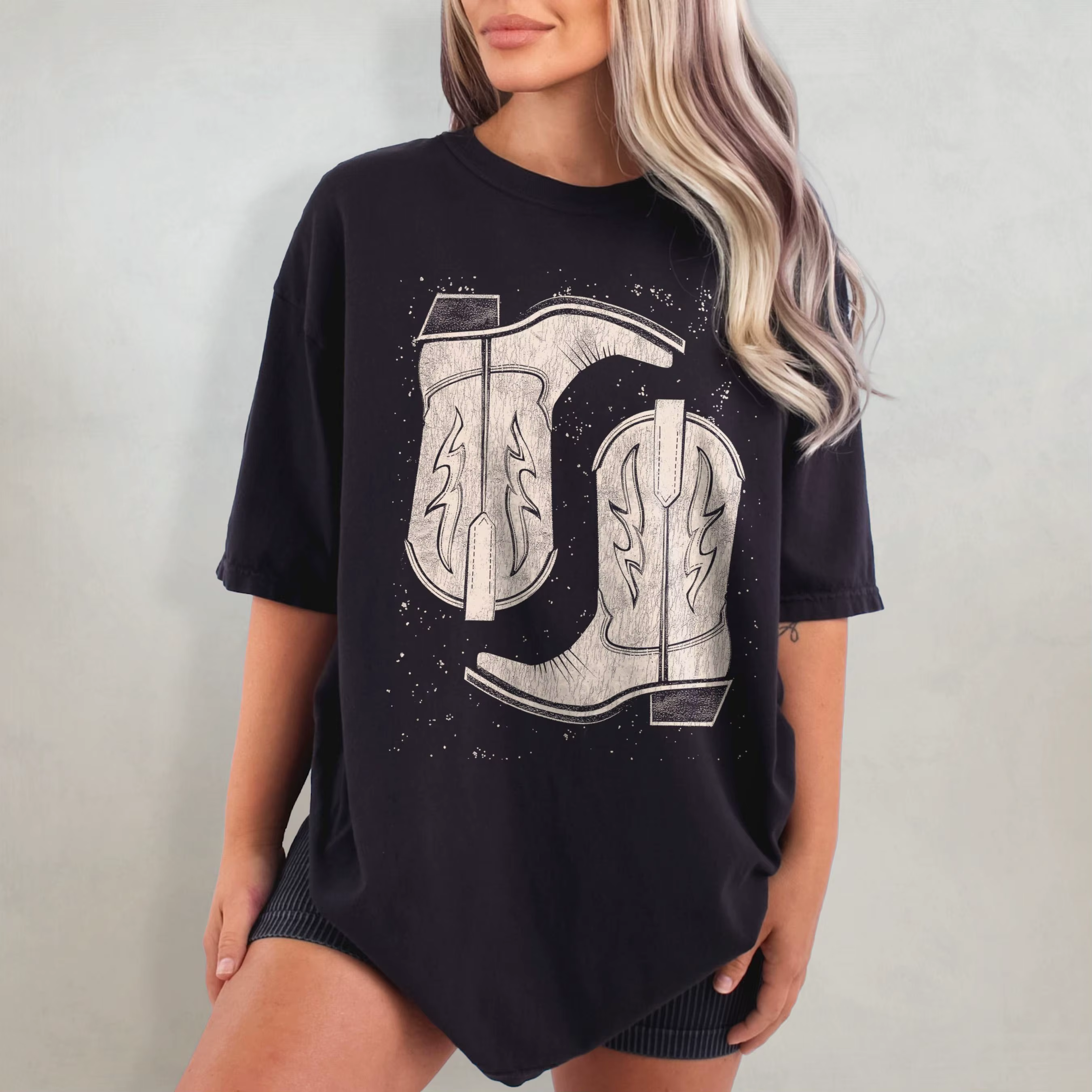 T-shirt imprimé bottes de cowgirl rétro