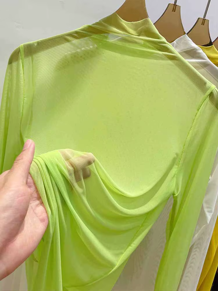 T-shirt à manches longues en gaze transparente pour femmes