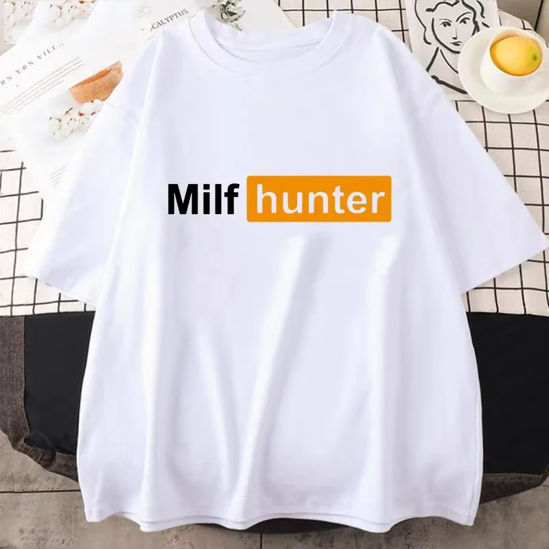 Chasseur de MILF | T-shirt humoristique pour hommes amoureux des femmes matures