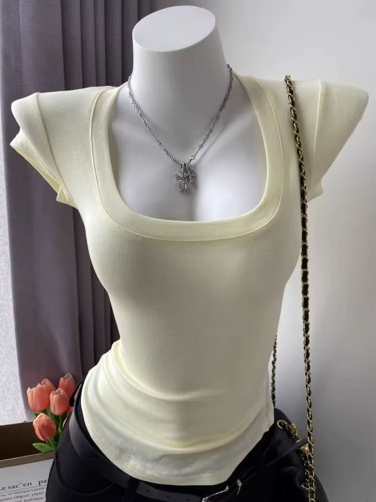T-shirt moulant fin à col en U en modal pour femme SYsYouthfully