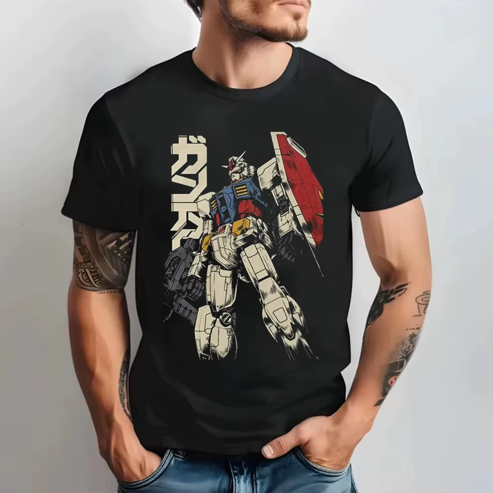 T-shirt imprimé Gundam