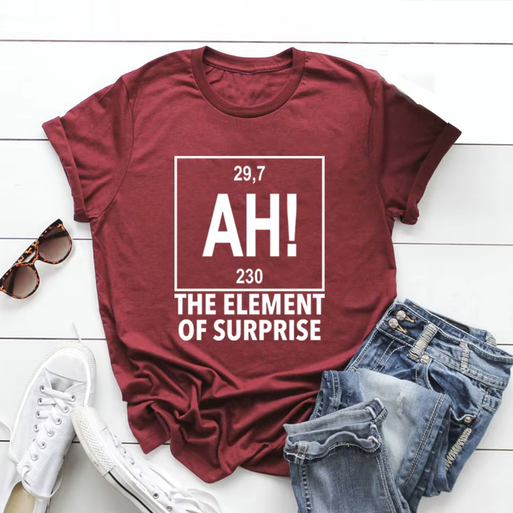 T-shirt unisexe « Ah, l'élément de la surprise » avec motif « Hail Mary »
